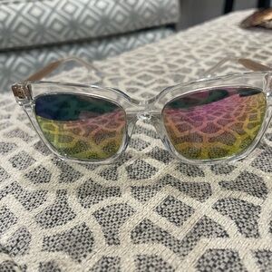 Diff Eyewear Clear Frame Sunglasses with Multicolor Lenses